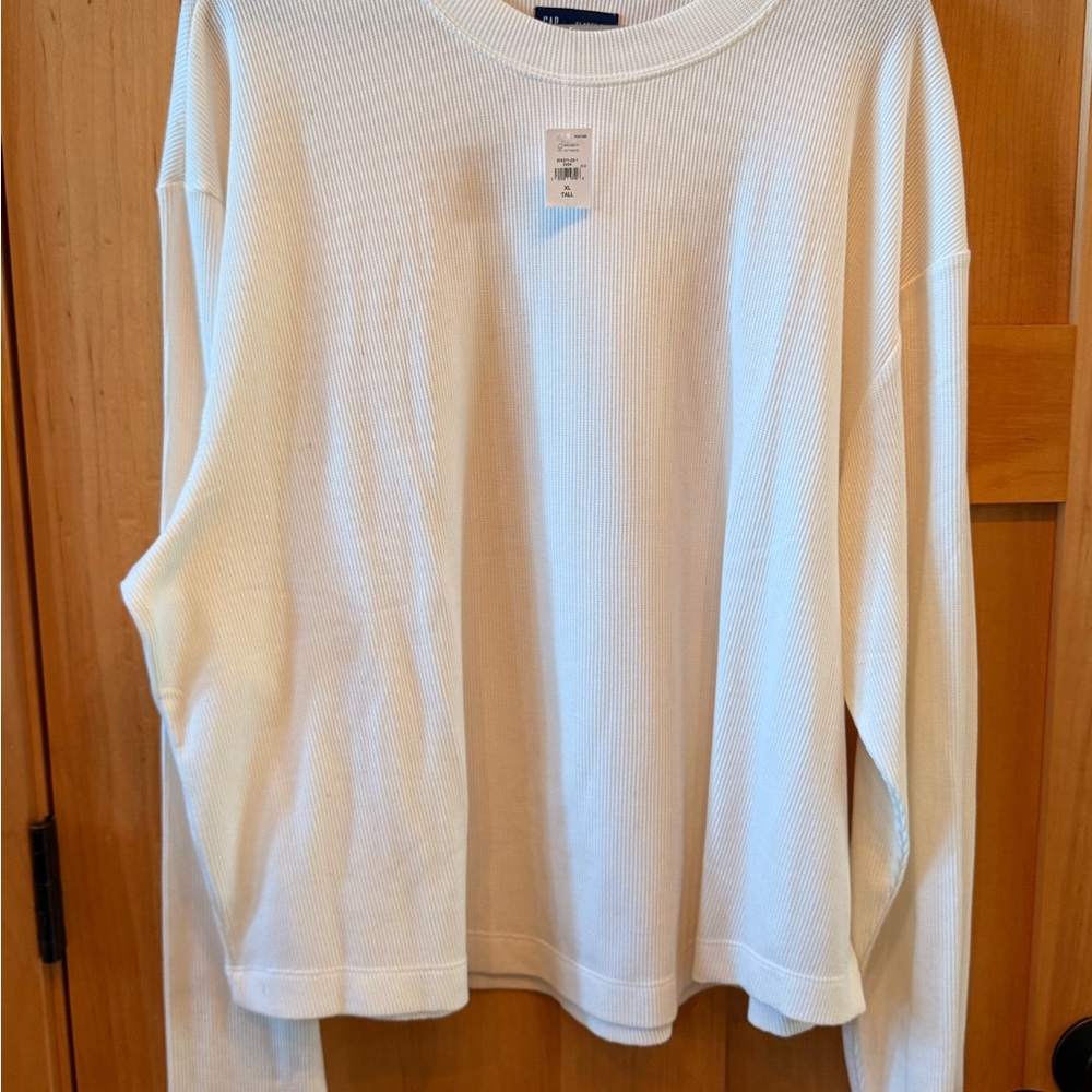 GAP Women's White Crewneck Top size xl Long